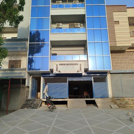 Hotel Crown Plaza, Near Karachi Airport, Darul Sehat Hospital, Dow, Agha Khan And Liaqat Hospital מראה חיצוני תמונה